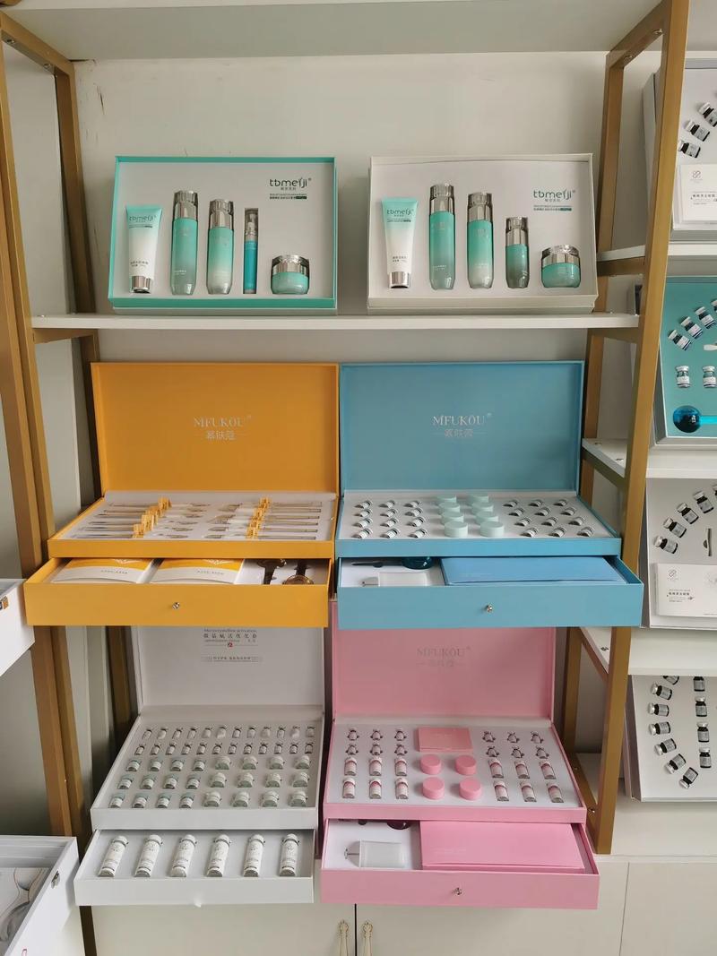 产品-蓝彦科技 粉丝 4292 获赞 4861 关注 美容院面部套盒源头工厂拿